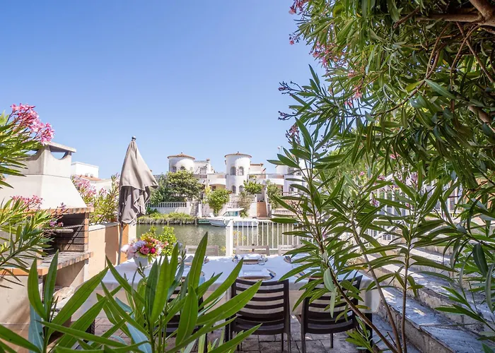 Jouvacations Villa Freser